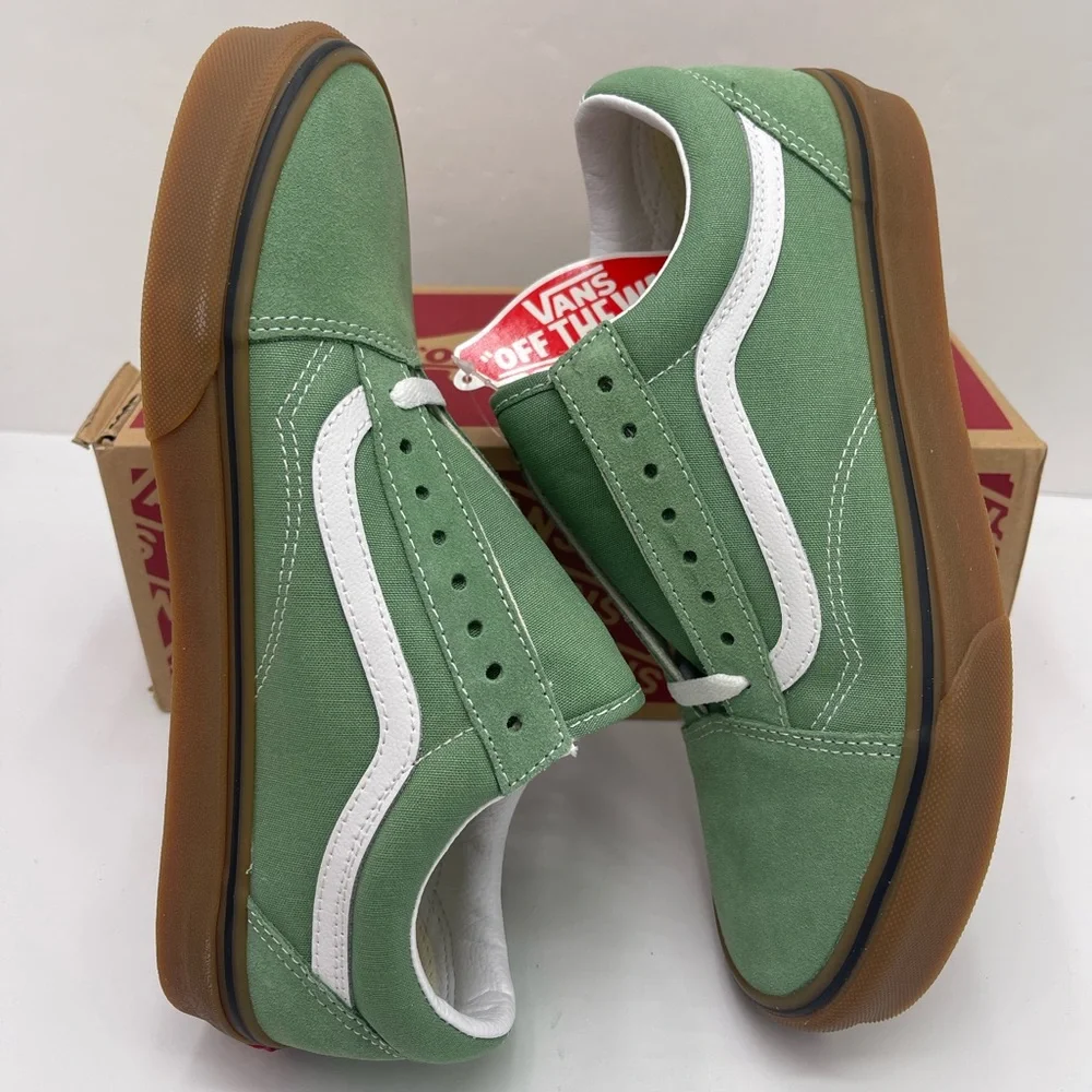 Vans Men’s Old Skool (Gum) Basil/True White Sneakers VN0A38G19M0